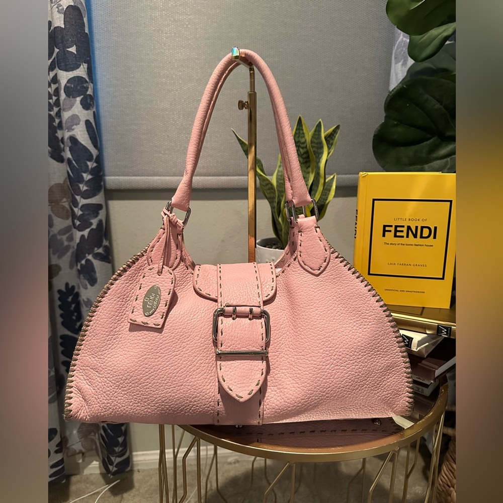 Fendi Salleria Blush Pink Leather Shoulder Bag with dustbag - Picture 3 of 17